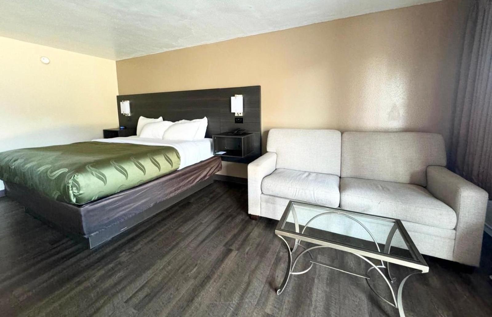Quality Inn Kennedy Space Center Titusville Δωμάτιο φωτογραφία