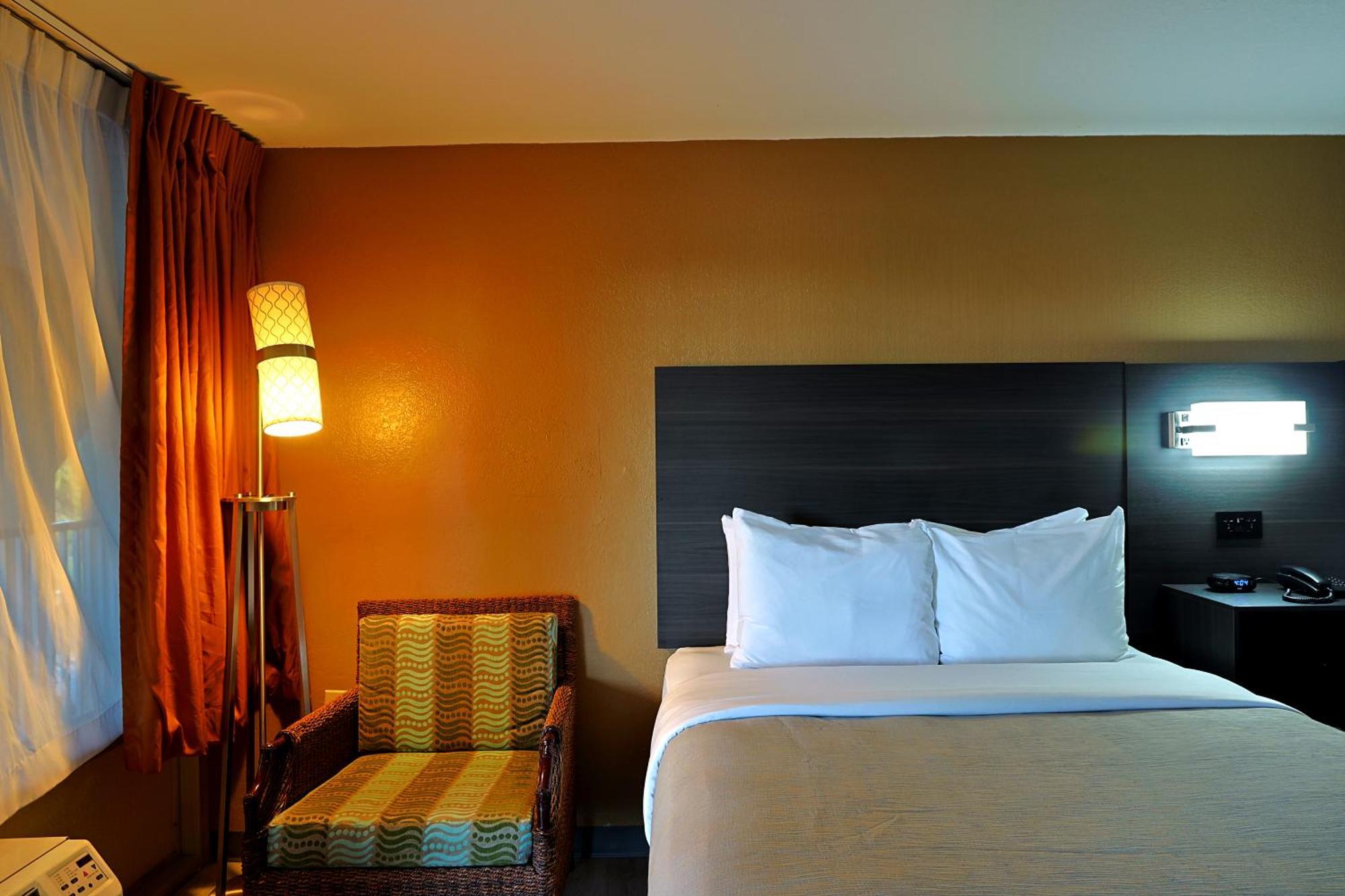 Quality Inn Kennedy Space Center Titusville Εξωτερικό φωτογραφία